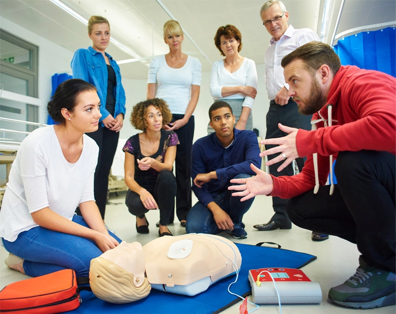 Ay Akademi İlk Yardım Eğitimi İzmir Gaziemir